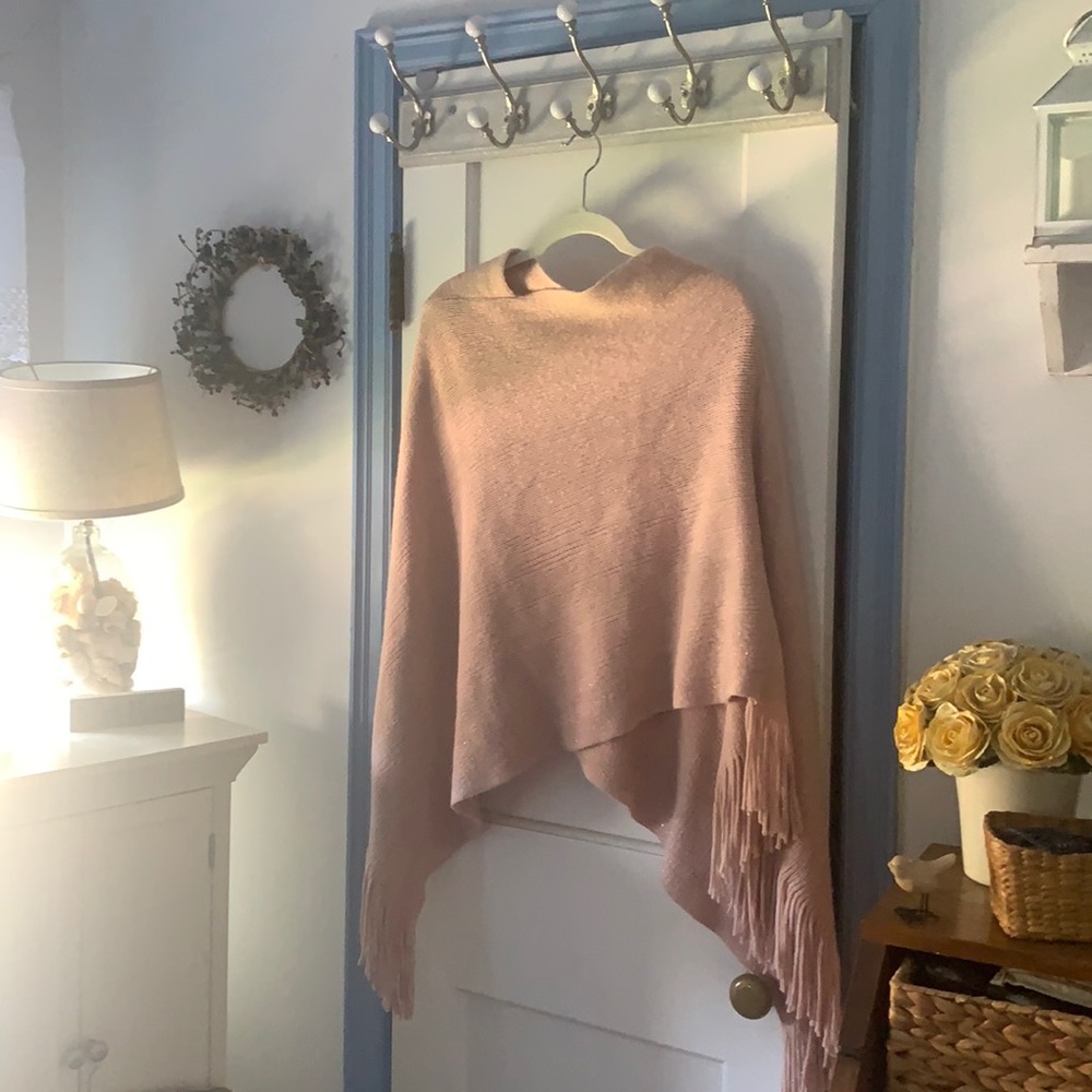 Beautiful Blush poncho